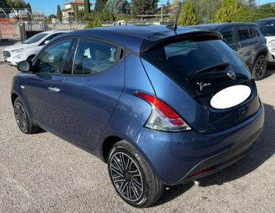 Lancia Ypsilon 1.2 69 CV 5 porte GPL Ecochic Alberta Ferretti (7)