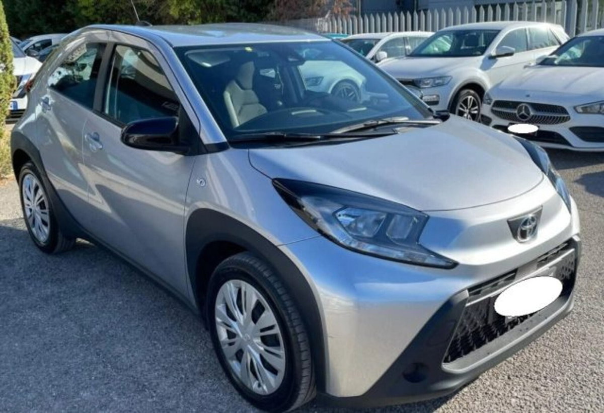 Toyota Aygo X 1.0 VVT-i 72 CV 5p. Undercover S-CVT (8)