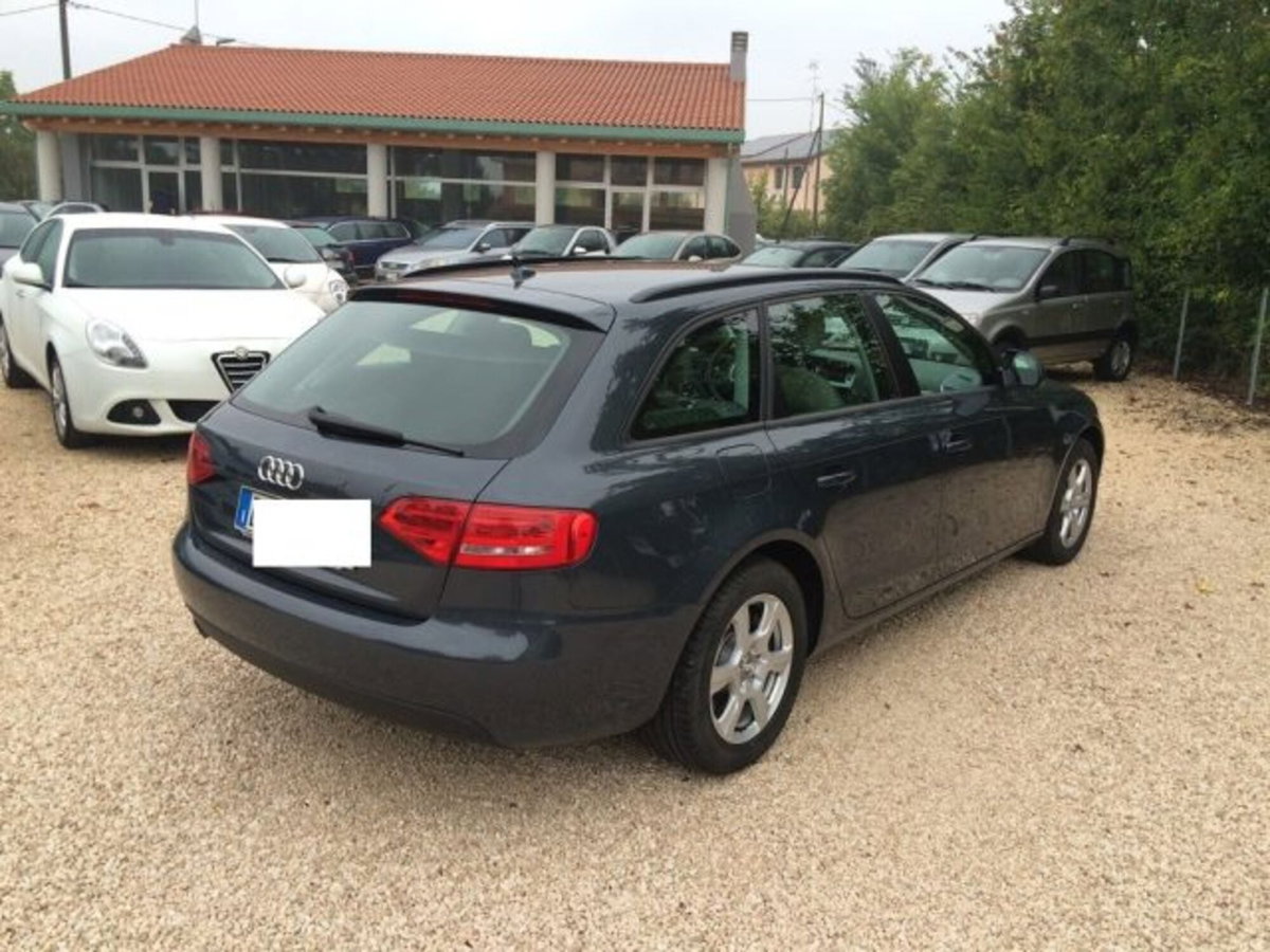 Audi A4 Avant 2.0 TDI 120 CV Ambiente (5)