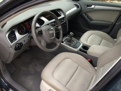 Audi A4 Avant 2.0 TDI 120 CV Ambiente (9)