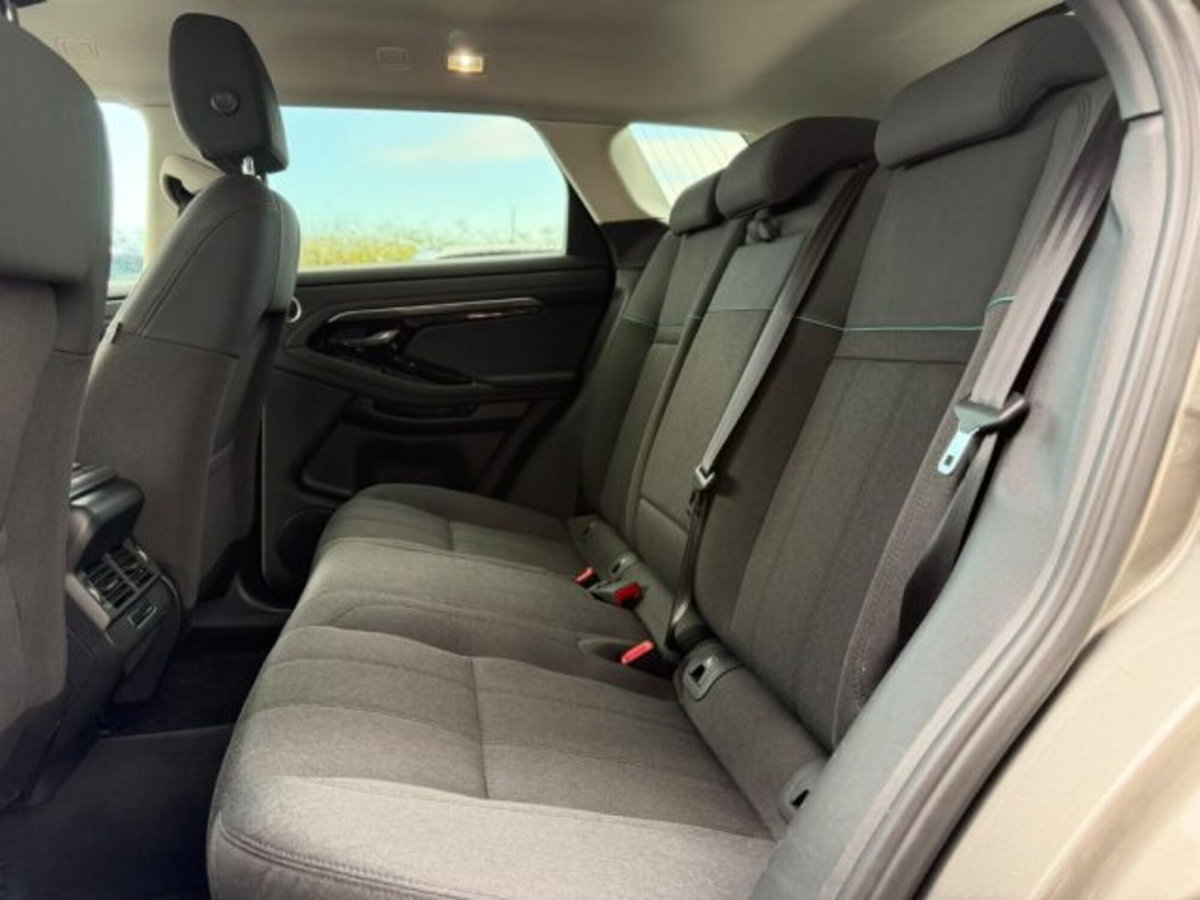 Land Rover Range Rover Evoque 2.0D I4 163 CV AWD Auto R-Dynamic (6)