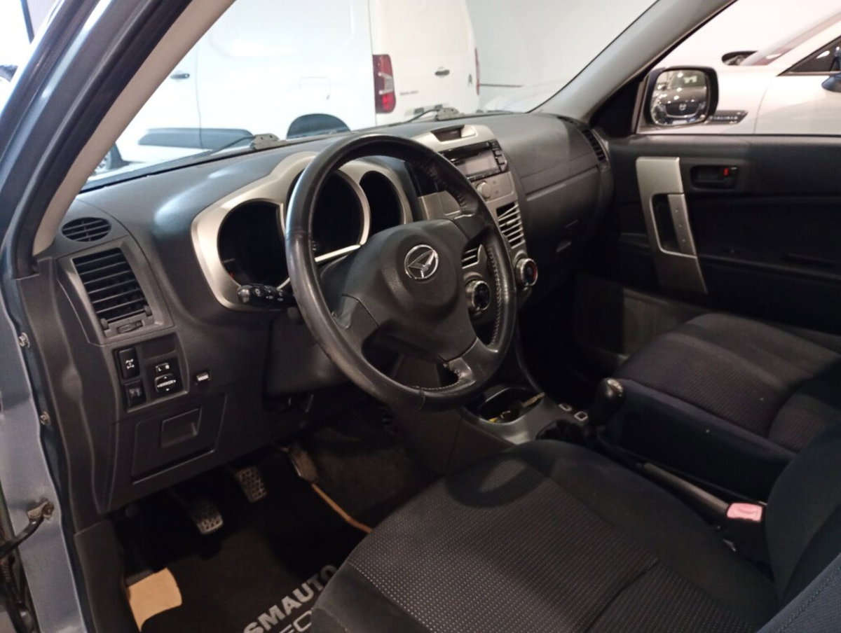 Daihatsu Terios 1.5 4WD SX (12)
