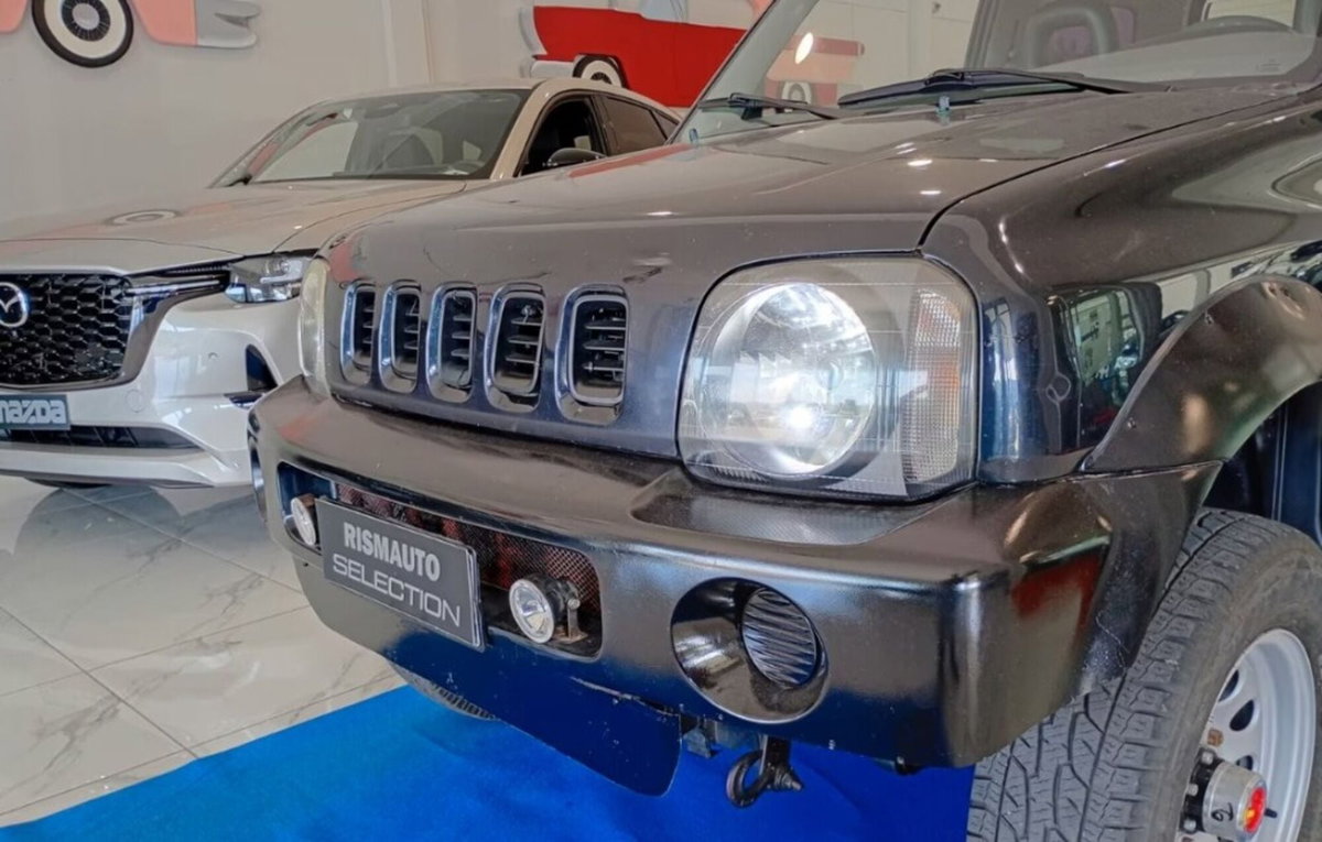 Suzuki Jimny 1.3i 16V cat 4WD JLX (10)