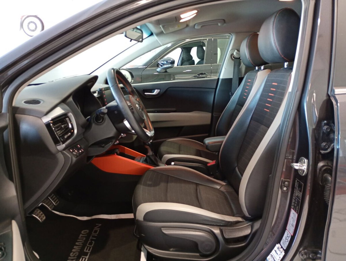 Kia Stonic 1.0 T-GDi 120 CV Energy (10)