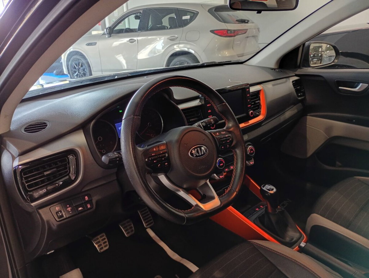 Kia Stonic 1.0 T-GDi 120 CV Energy (11)