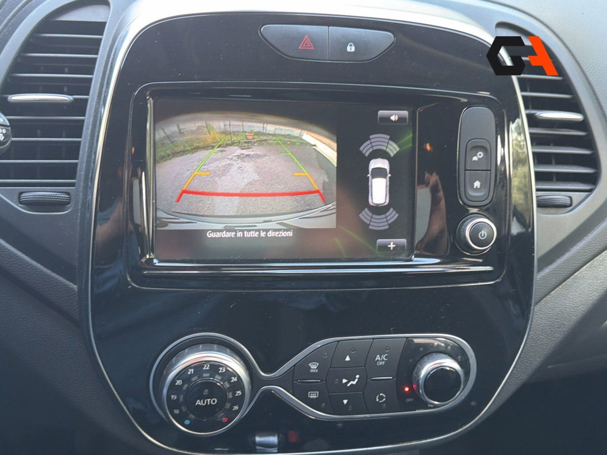 Renault Captur dCi 8V 90 CV EDC Start&Stop Energy Initiale Paris (14)