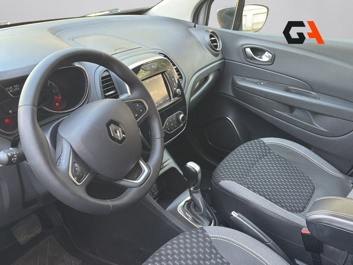 Renault Captur dCi 8V 90 CV EDC Start&Stop Energy Initiale Paris (9)