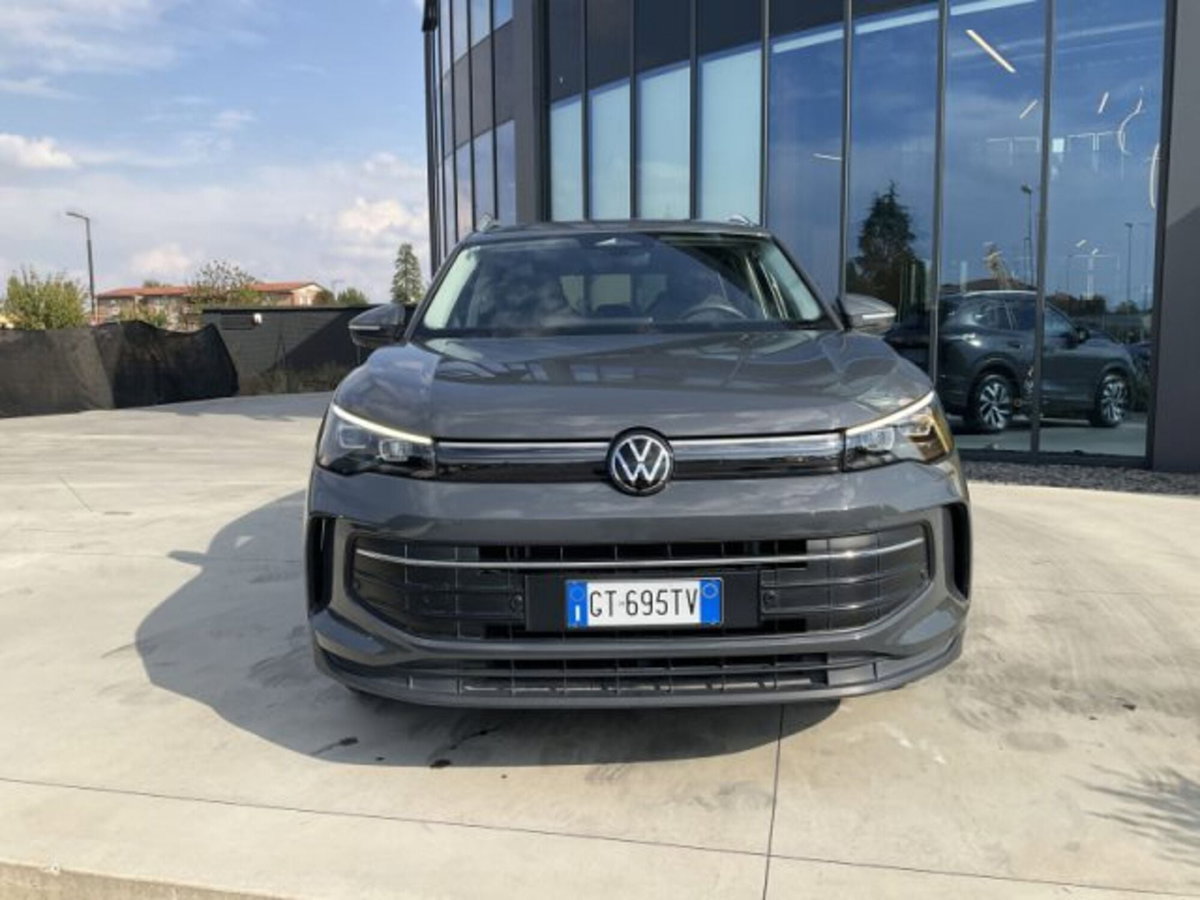 Volkswagen Tiguan 2.0 tdi Edition 20 150cv dsg (2)
