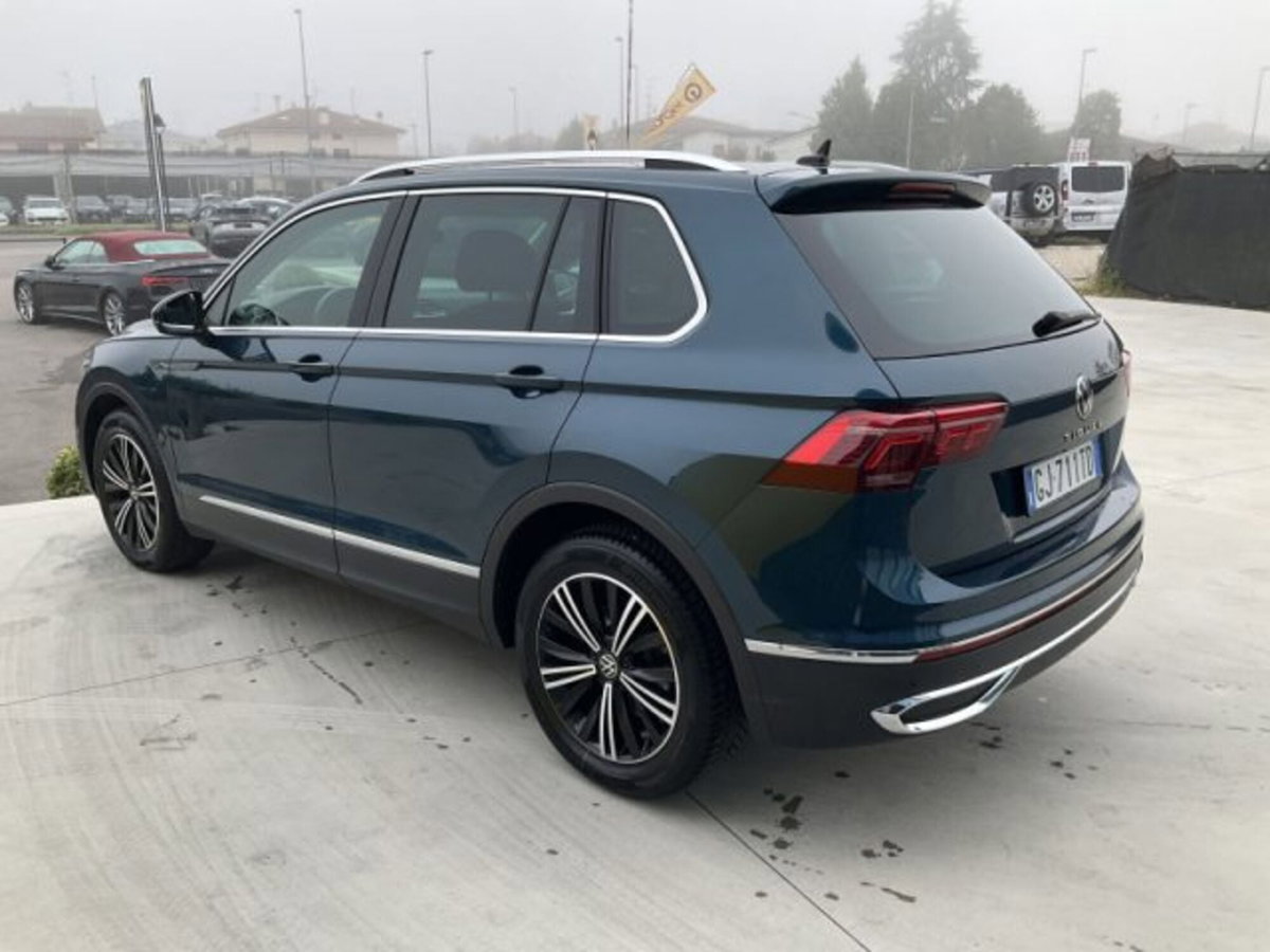 Volkswagen Tiguan 2.0 TDI 150 CV SCR DSG 4MOTION Elegance (2)