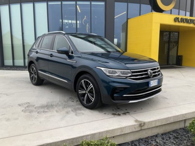 Volkswagen Tiguan 2.0 TDI 150 CV SCR DSG 4MOTION Elegance (3)