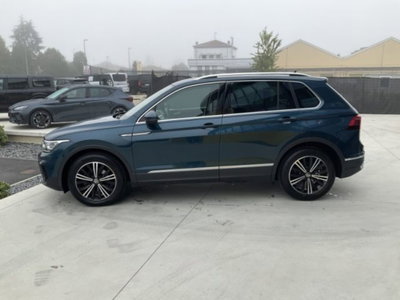 Volkswagen Tiguan 2.0 TDI 150 CV SCR DSG 4MOTION Elegance (7)