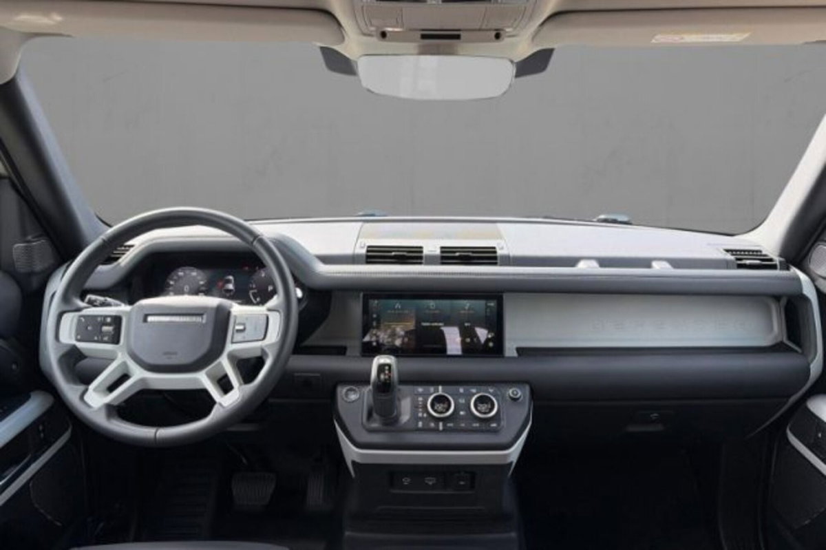 Land Rover Defender 110 3.0d i6 mhev X-Dynamic SE awd 200cv auto (5)