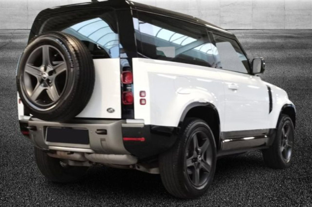 Land Rover Defender 90 3.0d i6 mhev X-Dynamic SE awd 200cv auto (2)