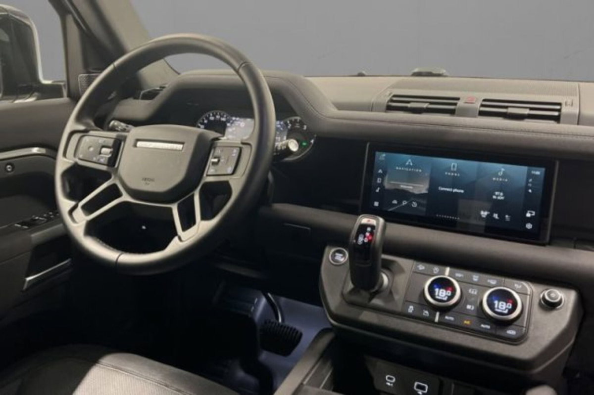 Land Rover Defender 90 3.0d i6 mhev X-Dynamic SE awd 200cv auto (5)