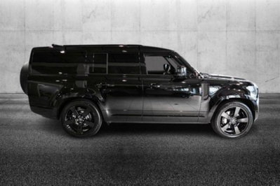 Land Rover Defender 110 3.0D I6 300 CV AWD Auto X-Dynamic HSE (3)