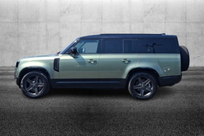 Land Rover Defender 110 3.0D I6 300 CV AWD Auto X-Dynamic SE (4)