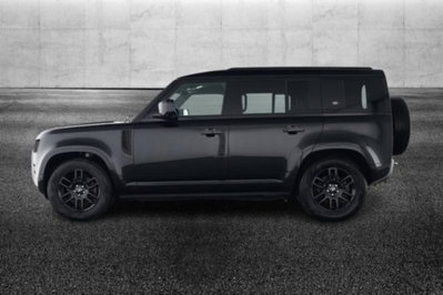 Land Rover Defender 110 3.0d i6 mhev X-Dynamic SE awd 250cv auto (5)
