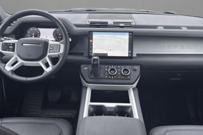 Land Rover Defender 110 3.0D I6 200 CV AWD Auto S (6)