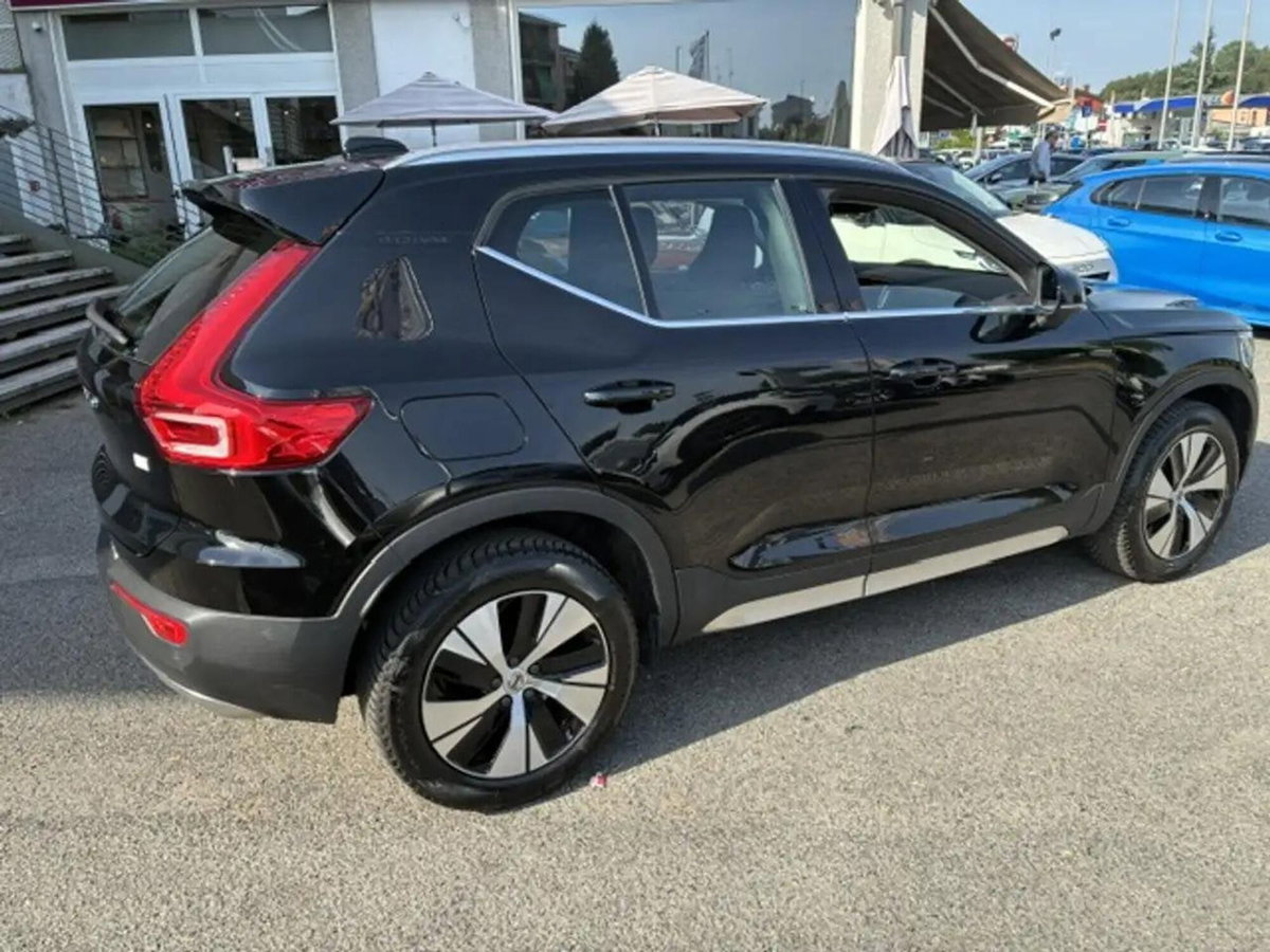 Volvo XC40 T4 Recharge Plug-in Hybrid Inscription Expression (4)