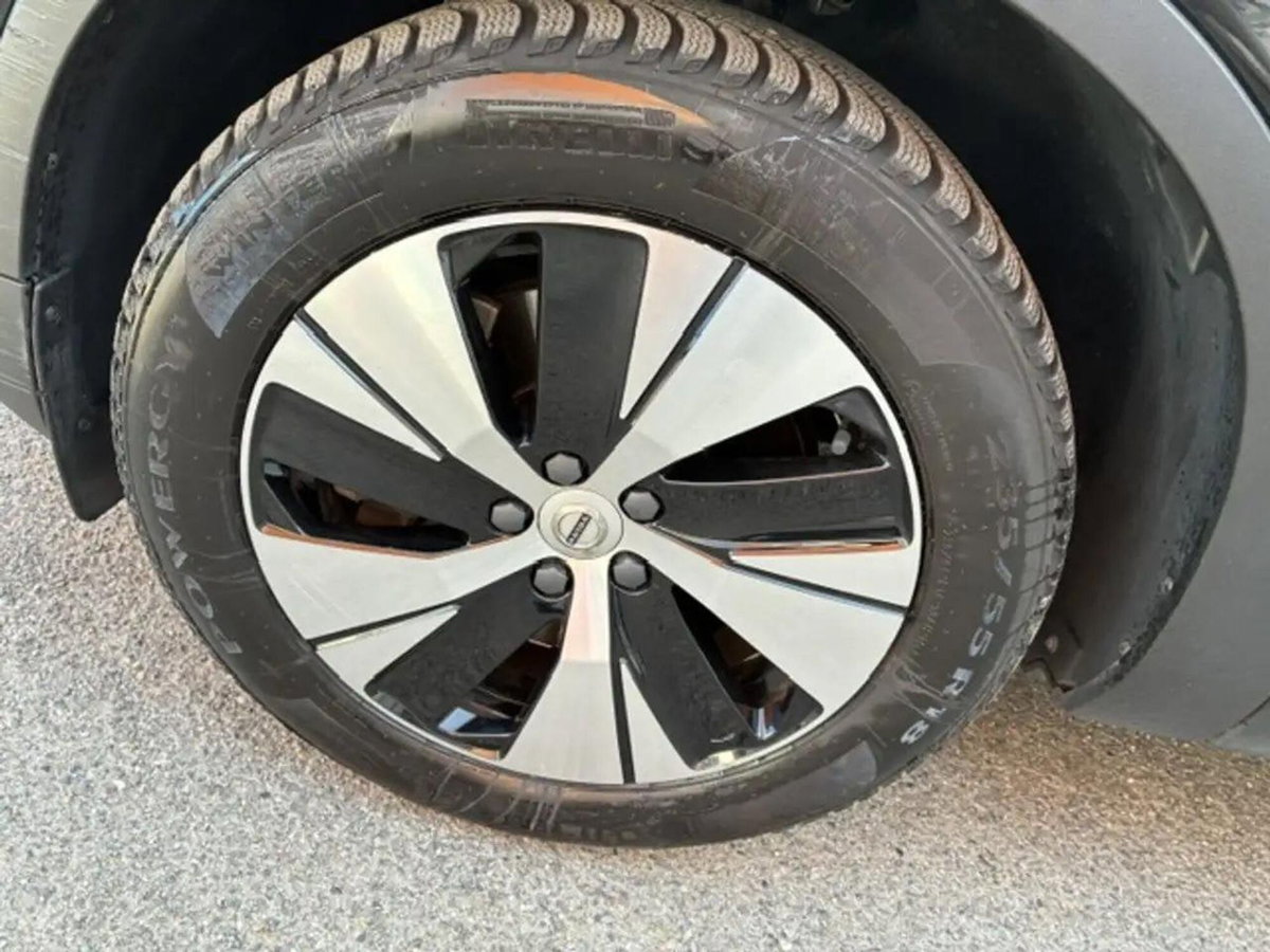 Volvo XC40 T4 Recharge Plug-in Hybrid Inscription Expression (5)
