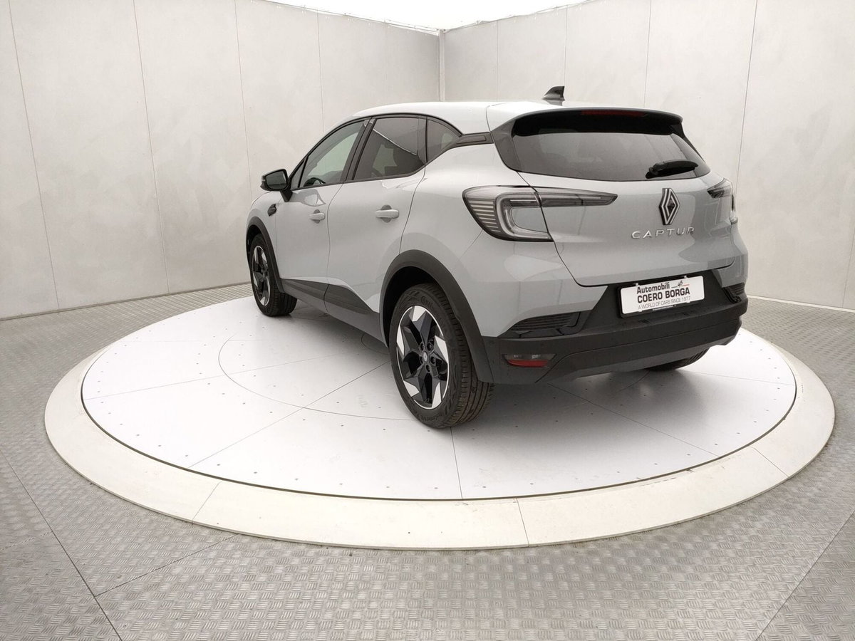 Renault Captur 1.2 eco-g Techno 120cv (6)
