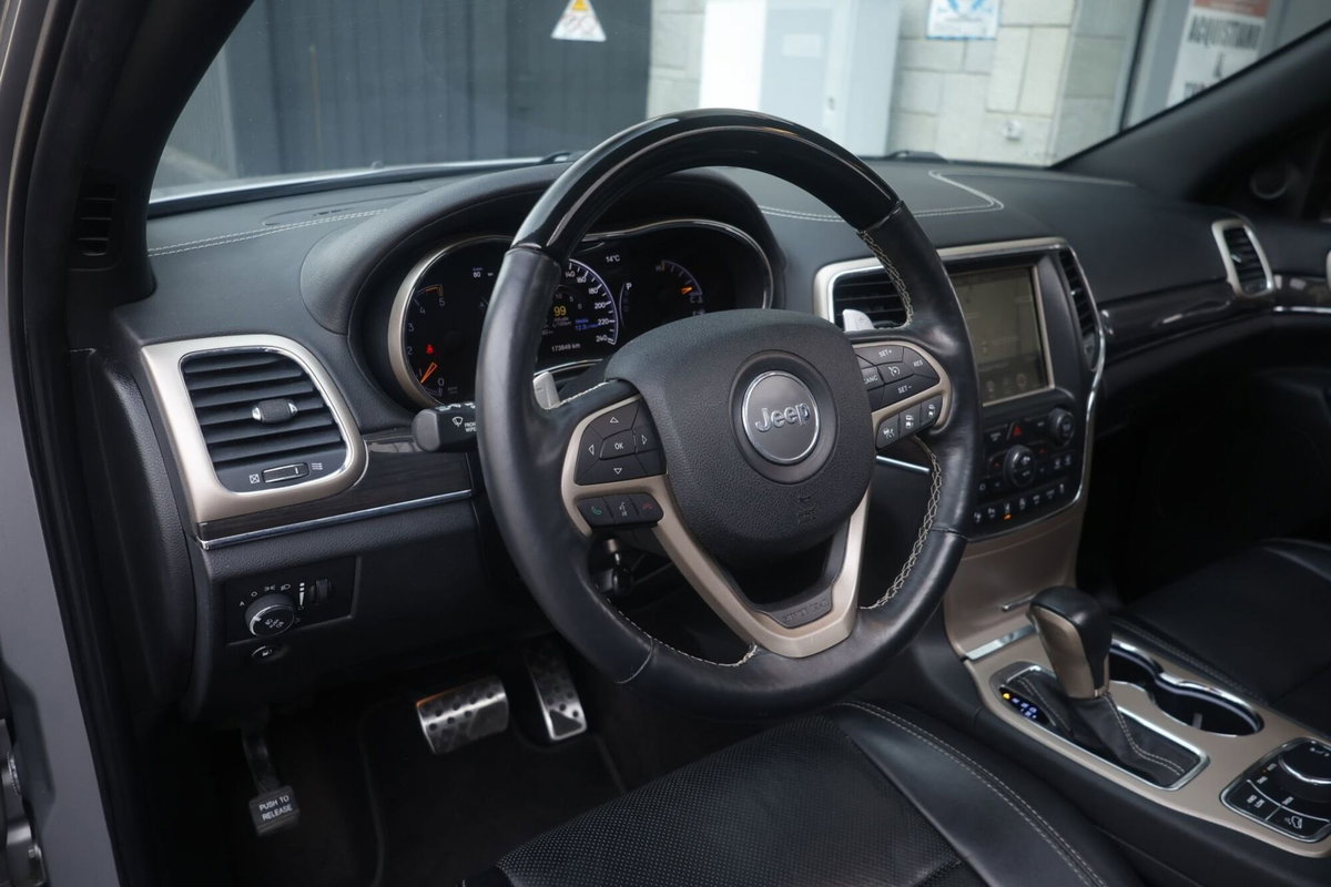 Jeep Grand Cherokee 3.0 V6 CRD 250 CV Multijet II Overland (17)