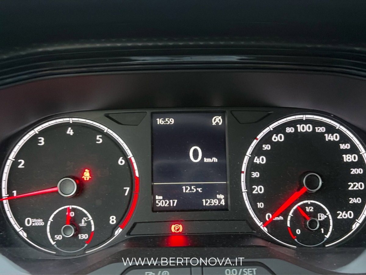 Volkswagen T-Cross 1.0 TSI 110 CV Sport (12)