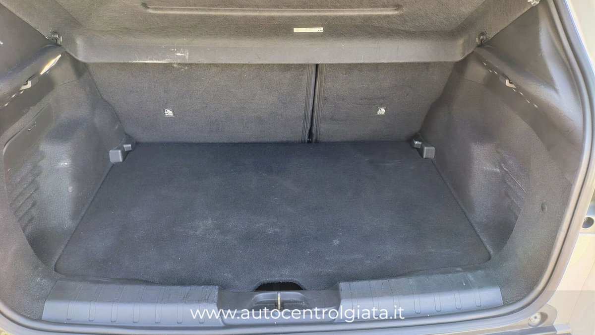 Jeep Avenger 1.2 turbo Altitude fwd 100cv (13)