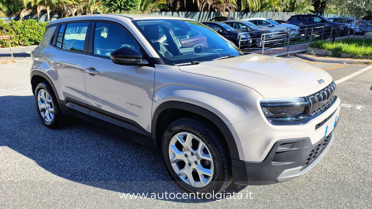 Jeep Avenger 1.2 turbo Altitude fwd 100cv (3)