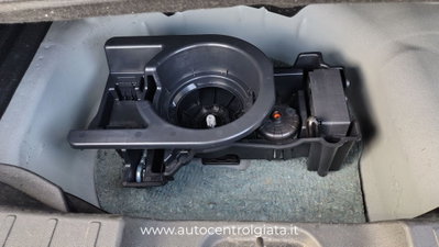 Jeep Avenger 1.2 turbo e-hybrid mhev Summit fwd 110cv edct6 (12)
