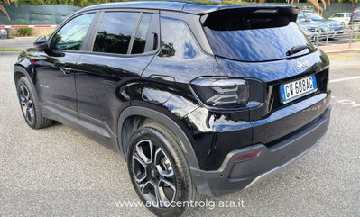 Jeep Avenger 1.2 turbo e-hybrid mhev Summit fwd 110cv edct6 (8)
