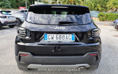 Jeep Avenger 1.2 turbo e-hybrid mhev Summit fwd 110cv edct6 (9)