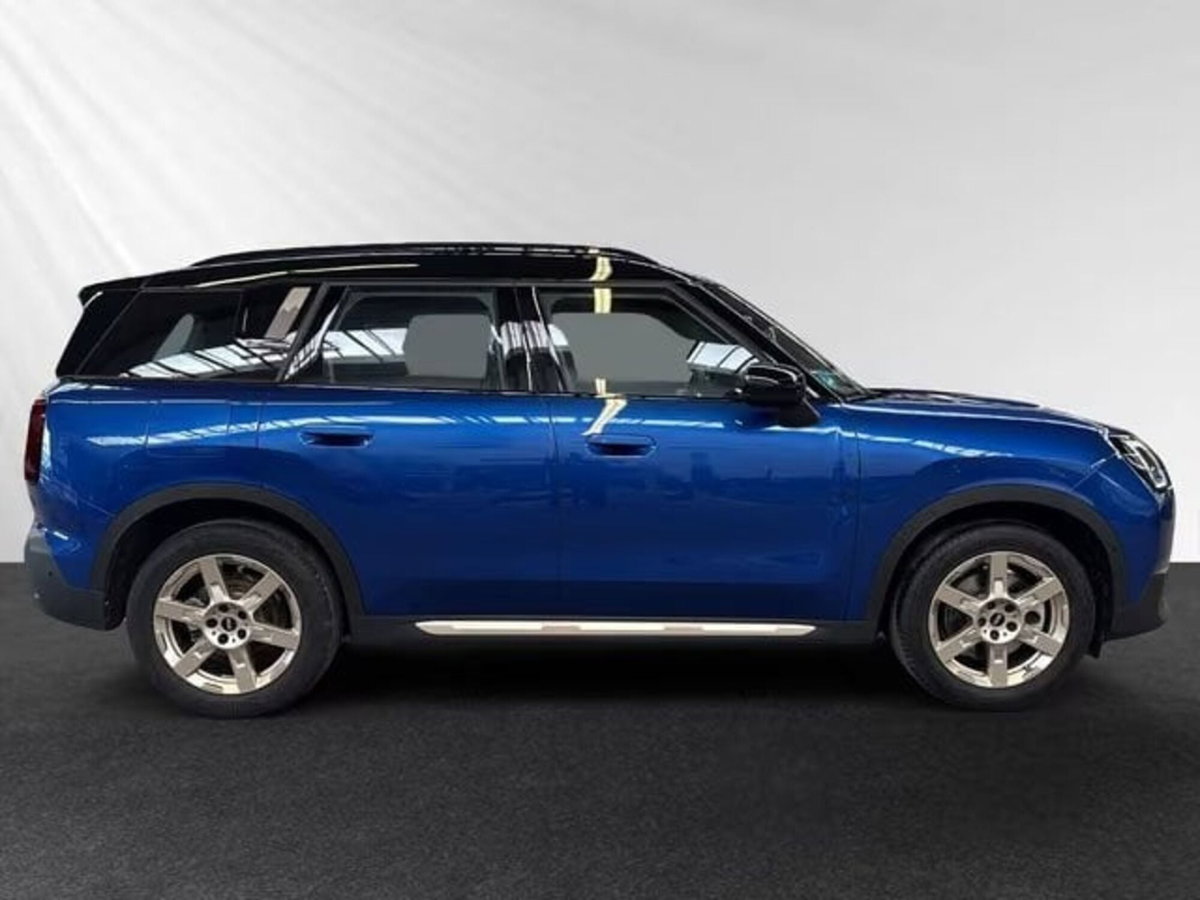 MINI Mini Countryman 1.5 48V C Favoured auto (3)