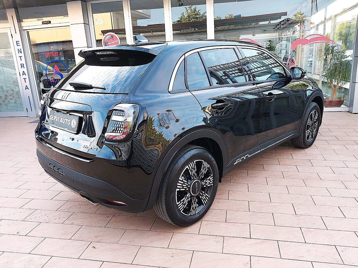Fiat 600 1.2 hybrid 145cv auto (5)