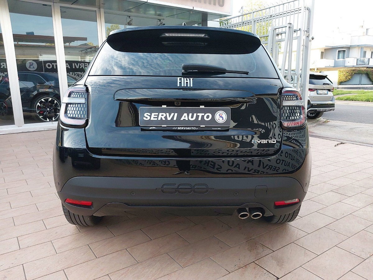 Fiat 600 1.2 hybrid 145cv auto (7)