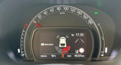 Toyota Aygo X 1.0 VVT-i 72 CV 5 porte Limited S-CVT (10)