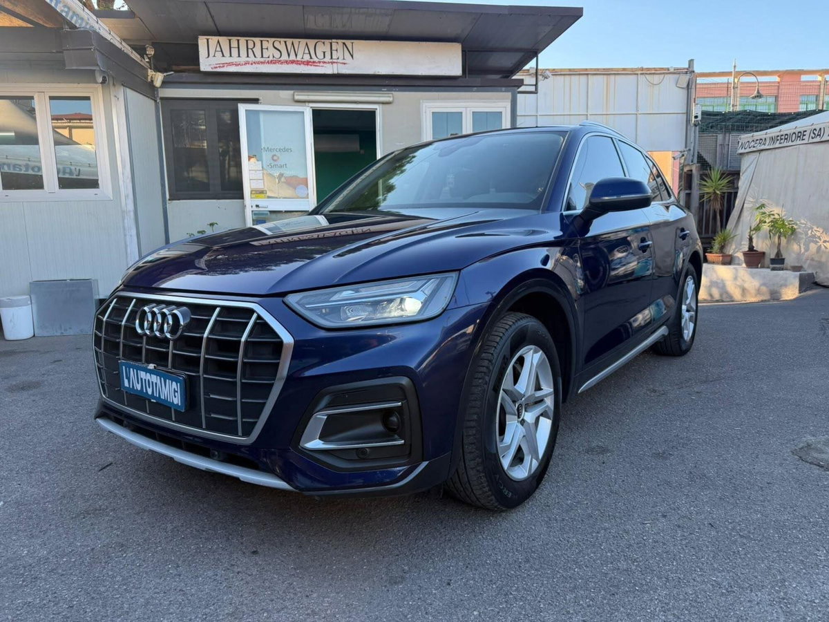 Audi Q5 40 2.0 tdi mhev 12V Identity Black quattro s-tronic (2)