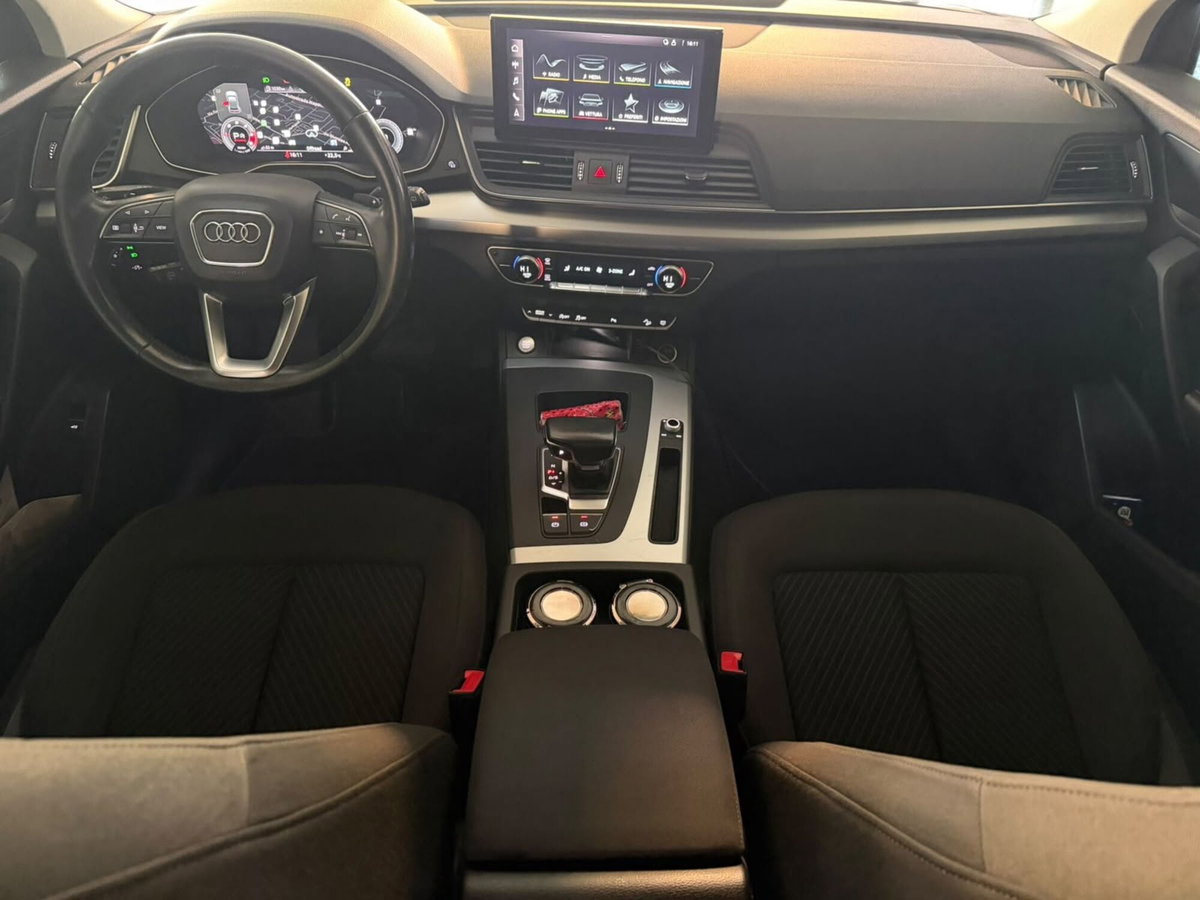 Audi Q5 40 2.0 tdi mhev 12V Identity Black quattro s-tronic (8)