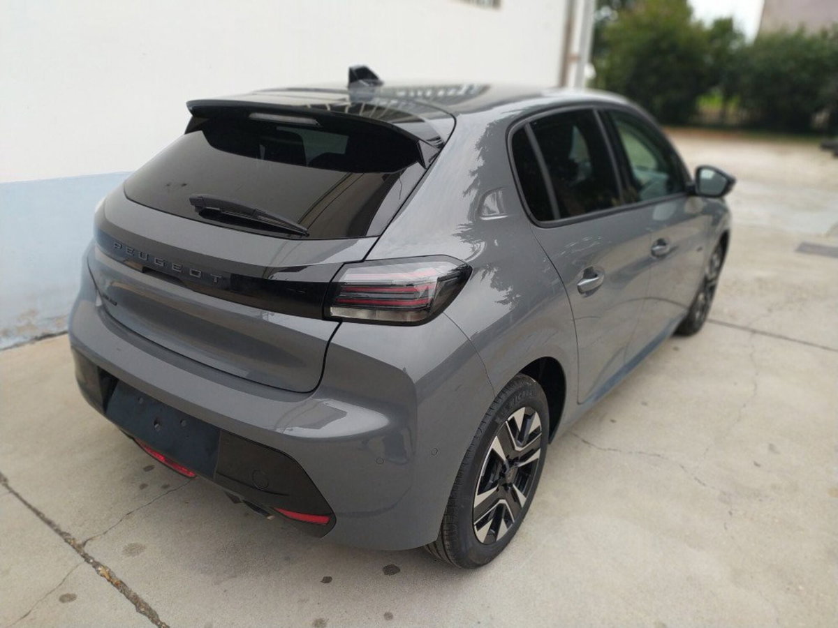 Peugeot 208 PureTech 100 Stop&Start 5 porte Allure (14)