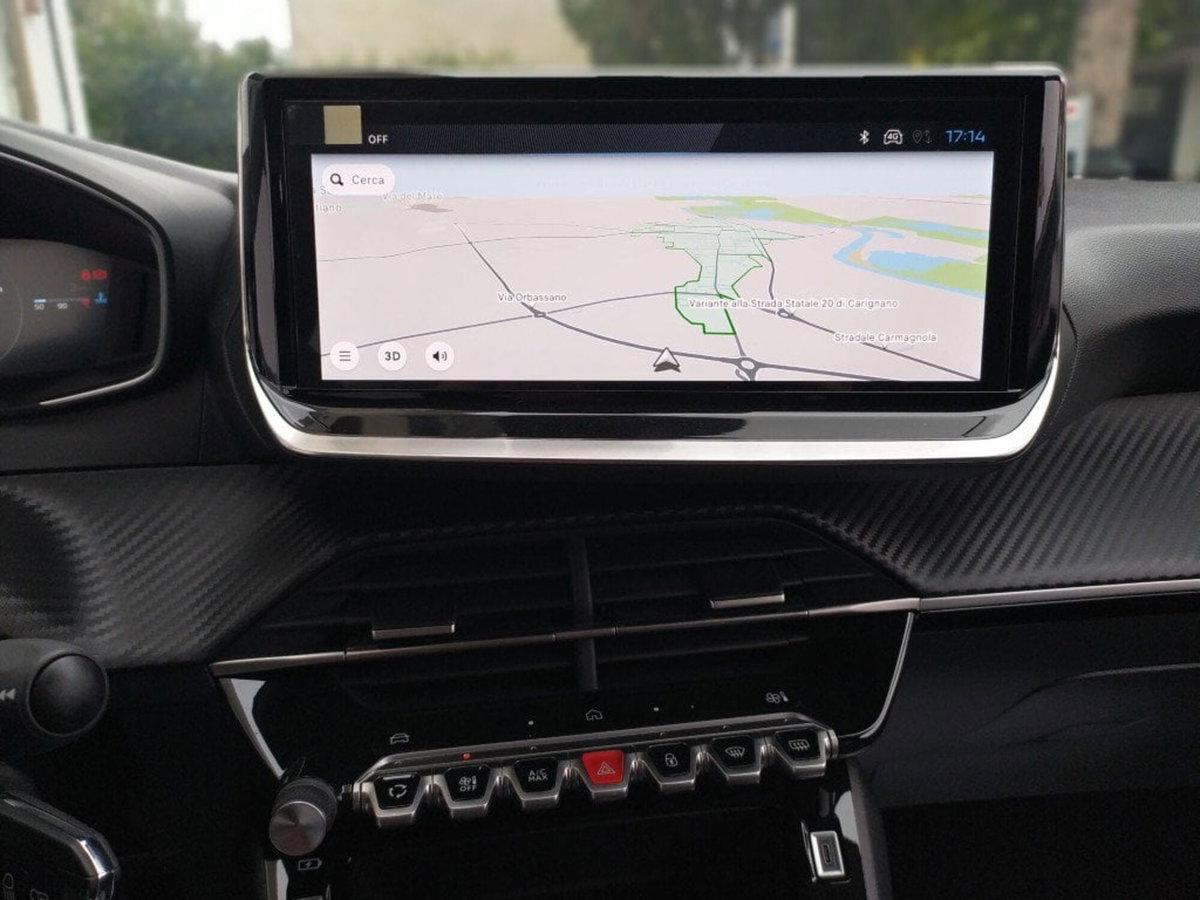 Peugeot 208 PureTech 100 Stop&Start 5 porte Allure (4)