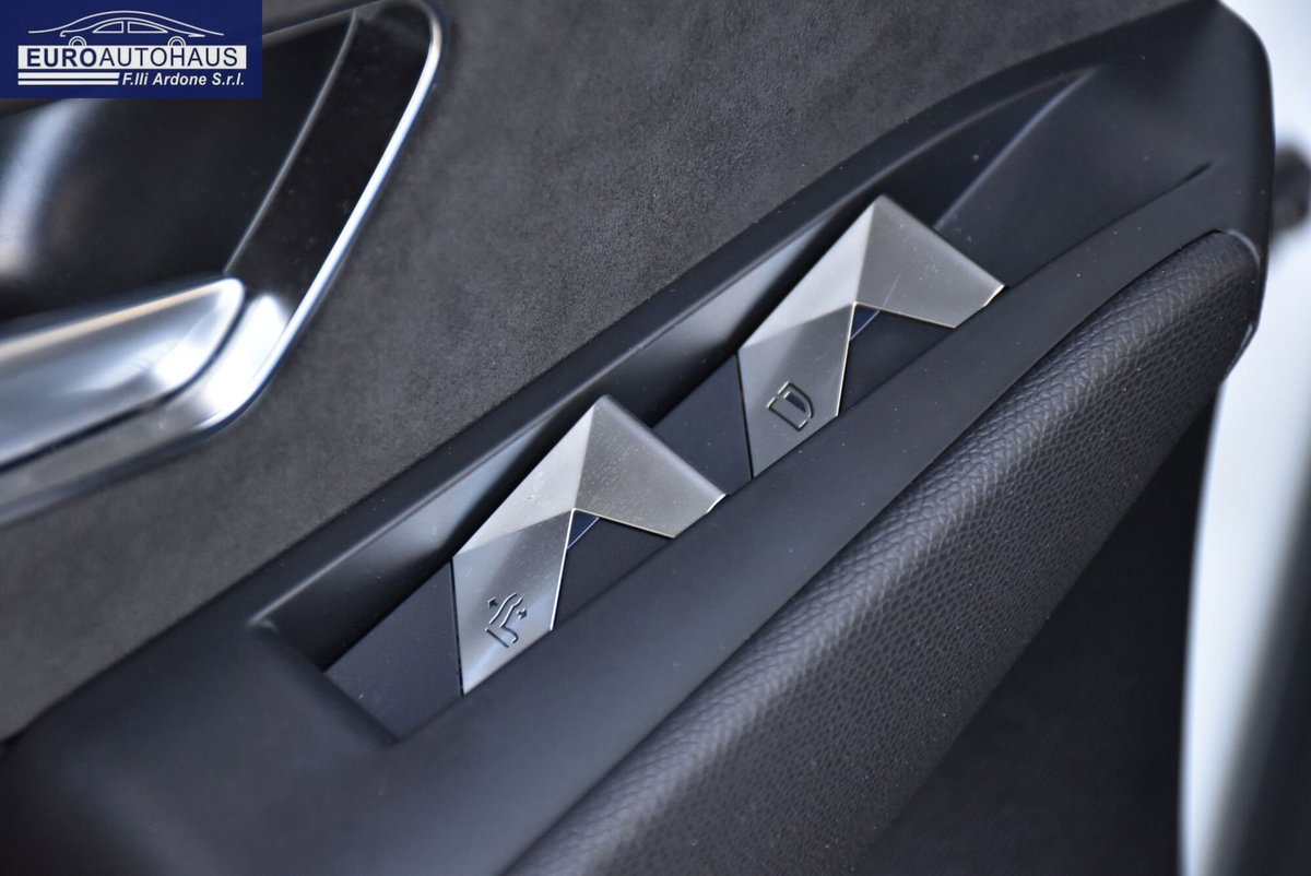 Ds DS 3 DS 3 Crossback E-Tense Performance Line (20)