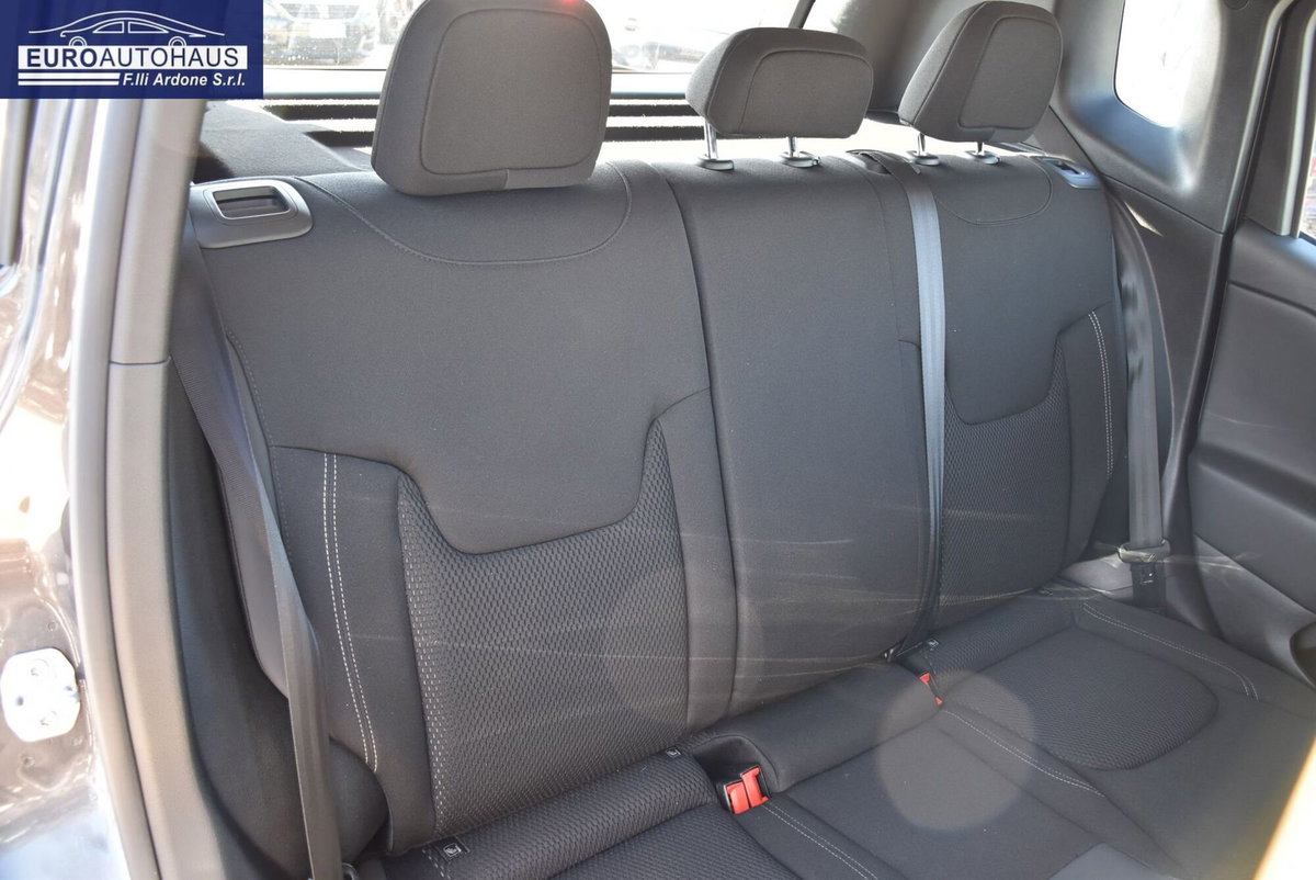 Jeep Renegade 1.0 T3 Limited (14)