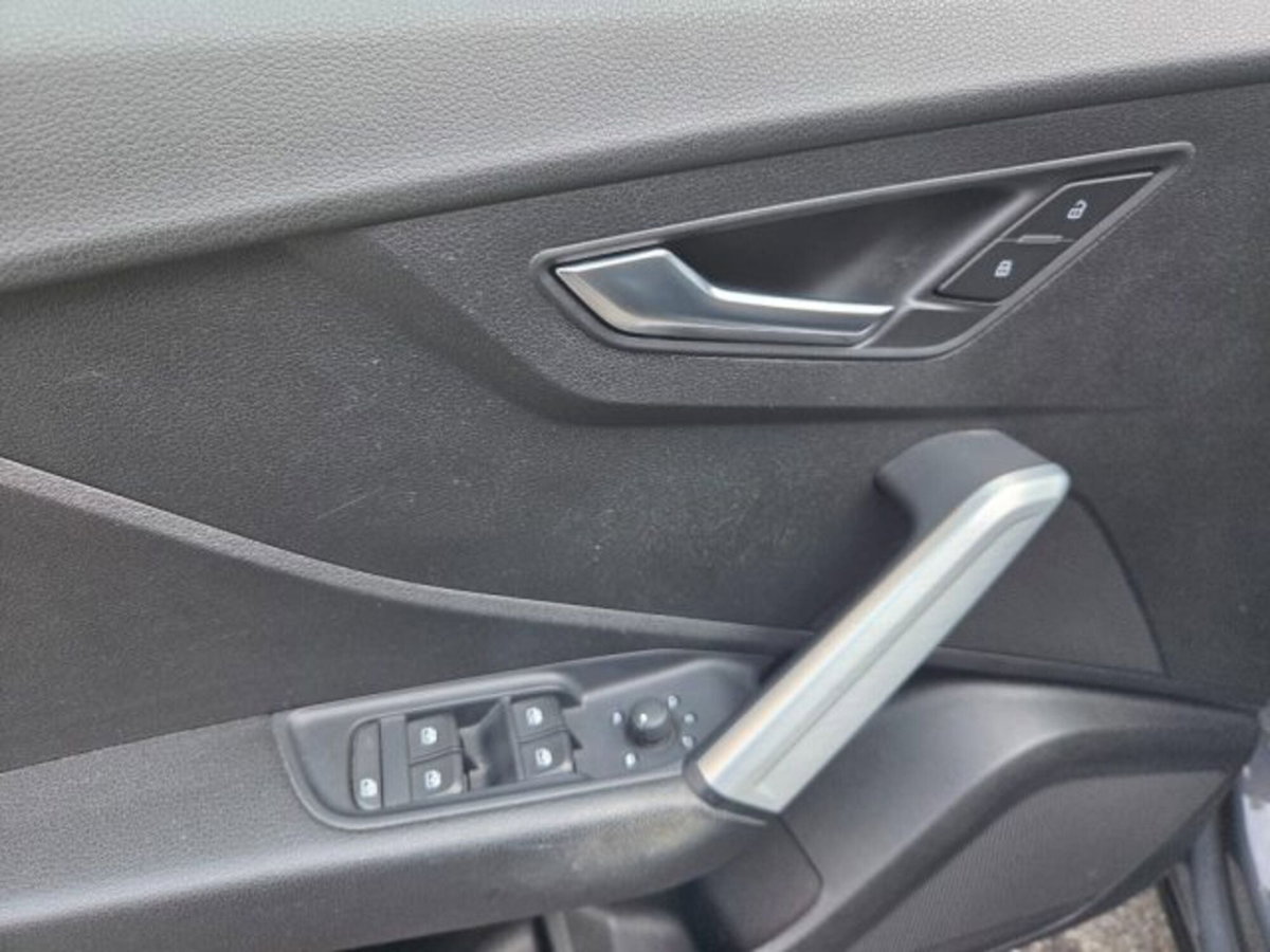 Audi Q2 Q2 1.0 TFSI S tronic Design (18)