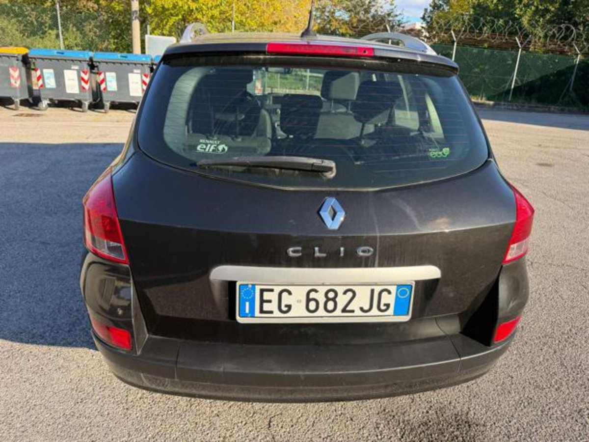 Renault Clio SporTour 1.5 dCi 90CV SporTour Luxe (13)