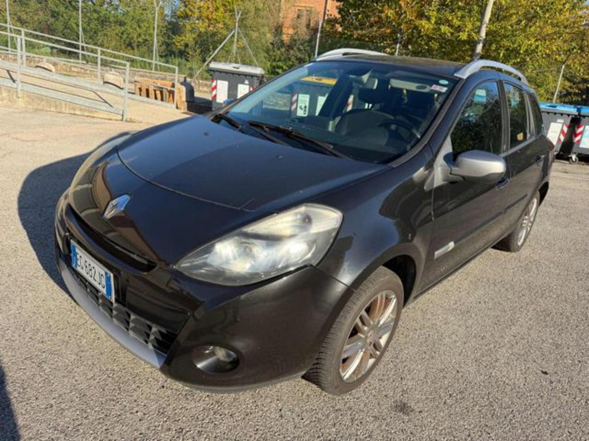 Renault Clio SporTour 1.5 dCi 90CV SporTour Luxe (18)