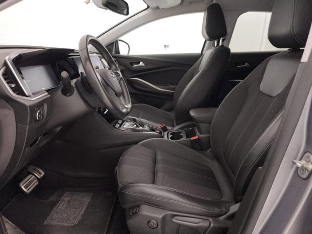 Opel Grandland 1.5 ecotec GS s&s 130cv at8 (11)