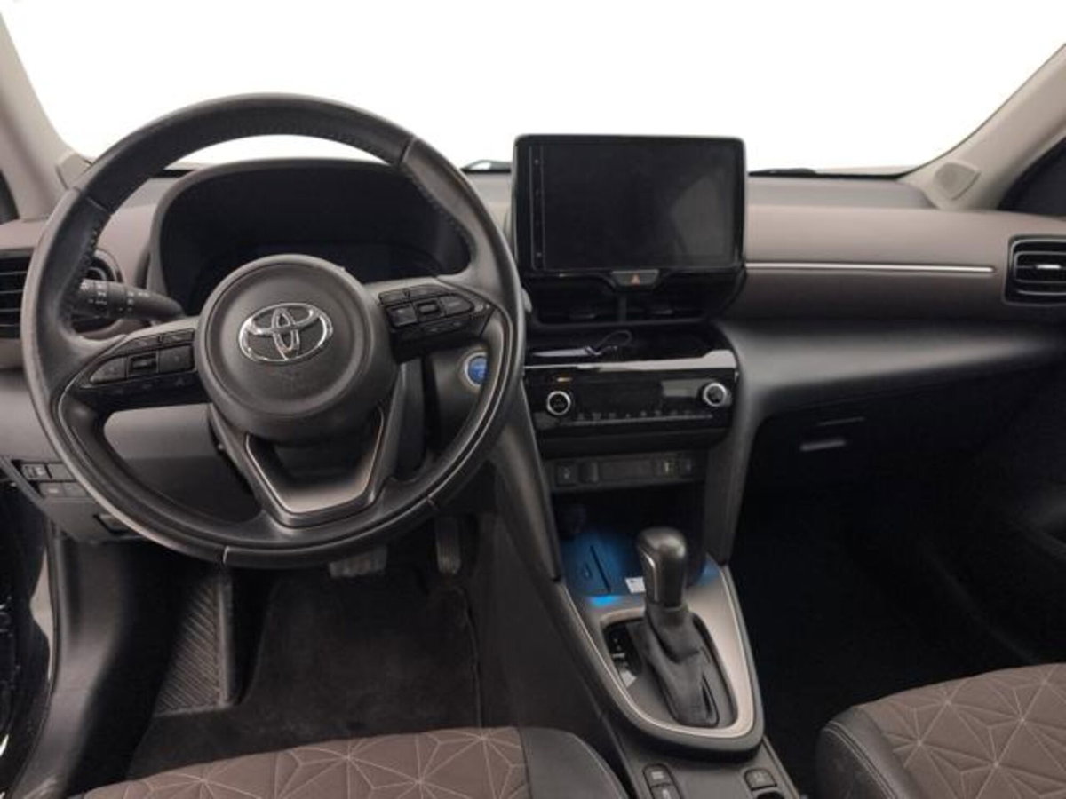 Toyota Yaris Cross 1.5h GR Sport Black Sky fwd 116cv e-cvt (12)