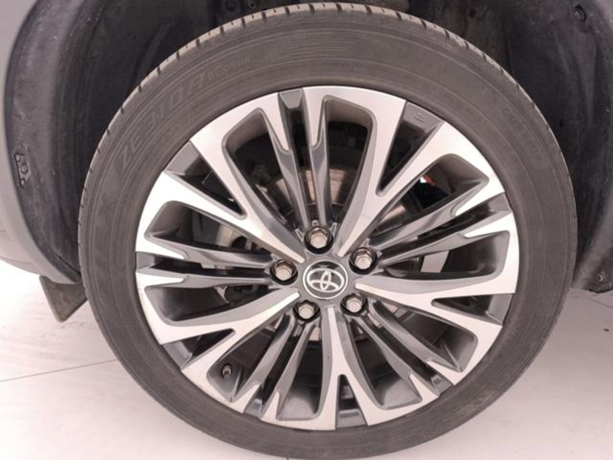 Toyota Yaris Cross 1.5h GR Sport Black Sky fwd 116cv e-cvt (9)