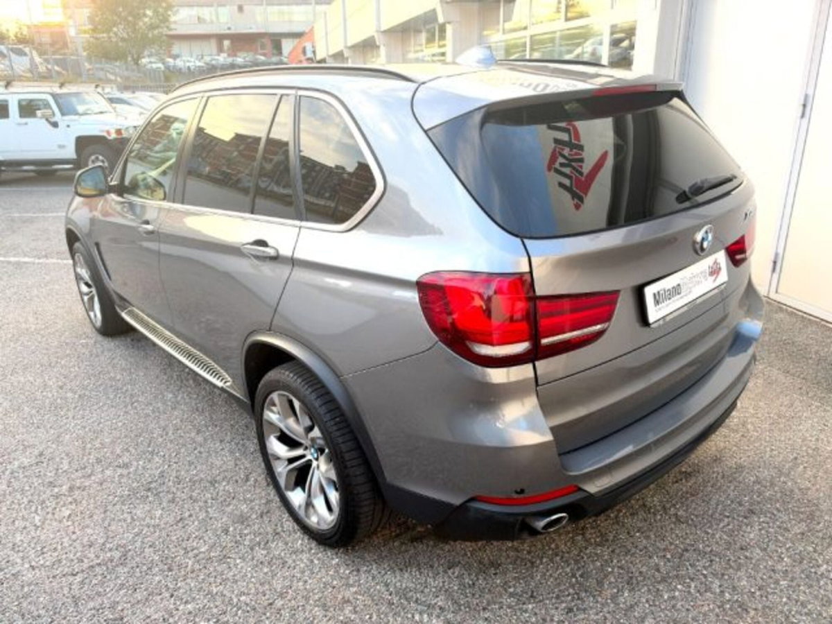 BMW X5 xDrive30d 258CV Luxury (5)