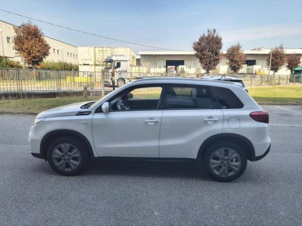 Suzuki Vitara 1.4 Hybrid Easy Cool (6)